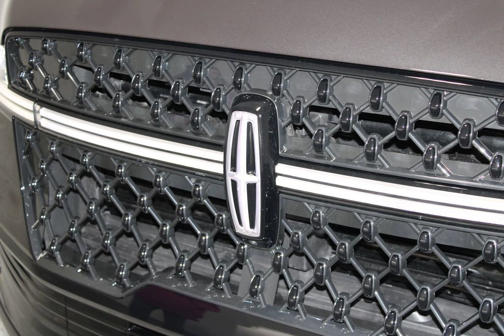 New 2026 Lincoln Navigator L Reserve w/ Jet Appearance Package image 62