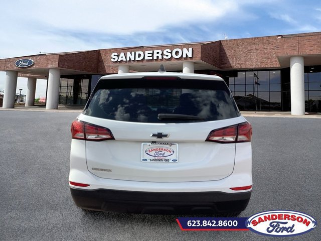 Used 2022 Chevrolet Equinox LS FWD image 4