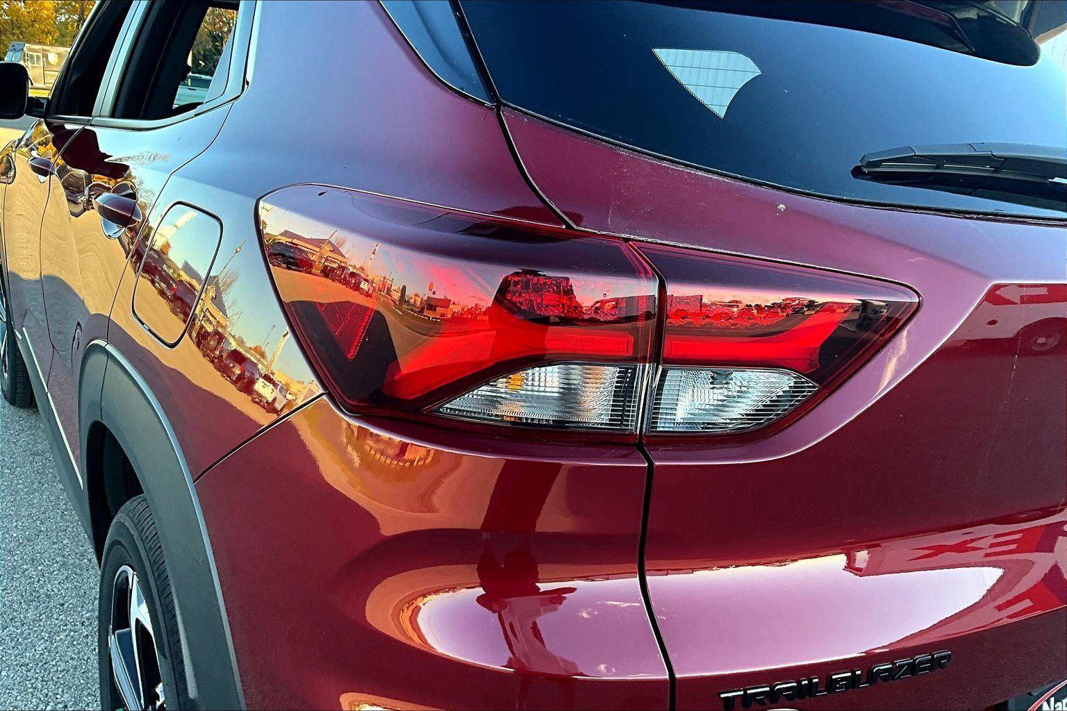 Used 2023 Chevrolet TrailBlazer RS w/ Convenience Package image 30