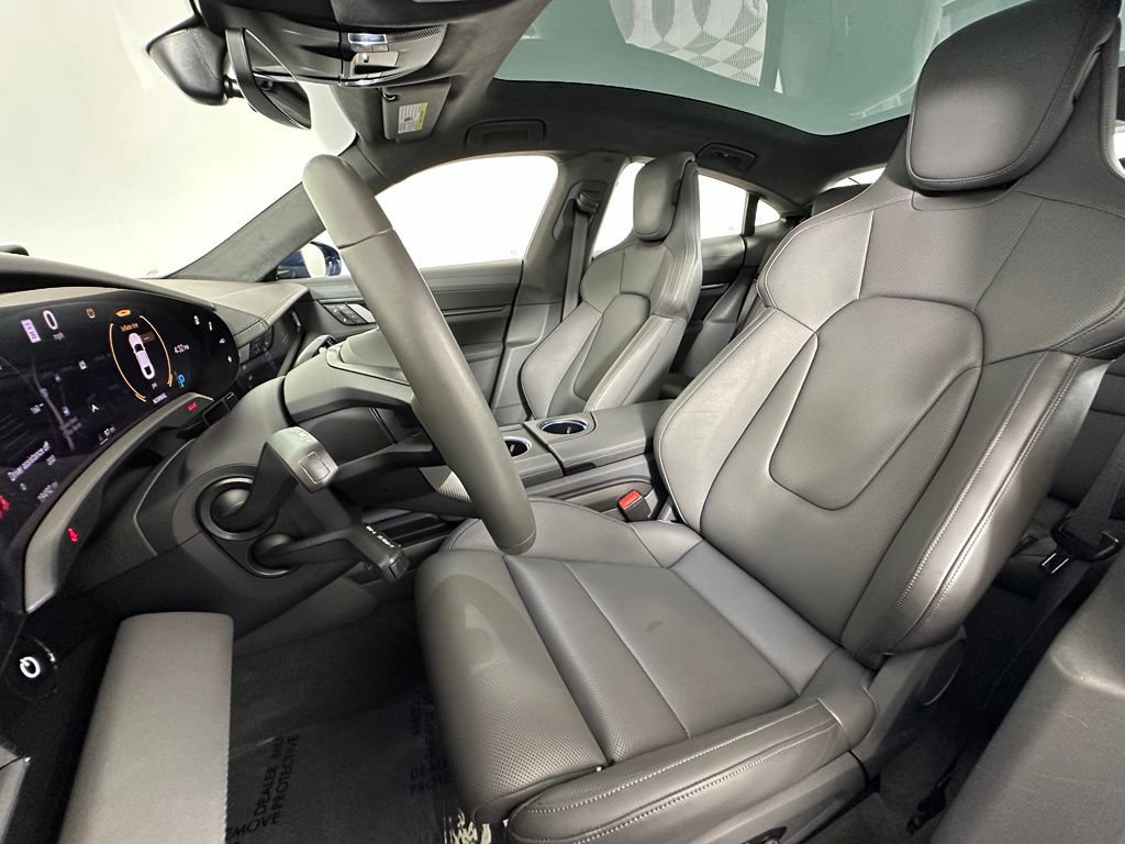 Certified 2022 Porsche Taycan Turbo S AWD/4WD image 5