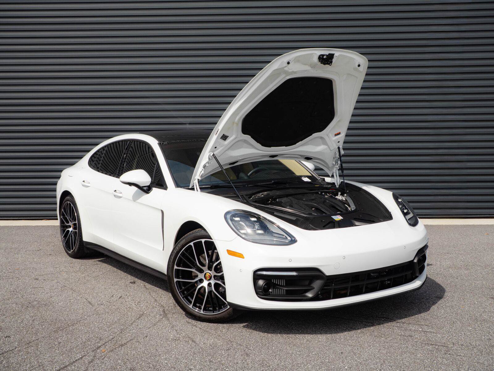 Used 2023 Porsche Panamera Platinum Edition RWD image 33