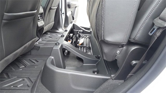 New 2026 GMC Canyon Elevation w/ Convenience Package image 22