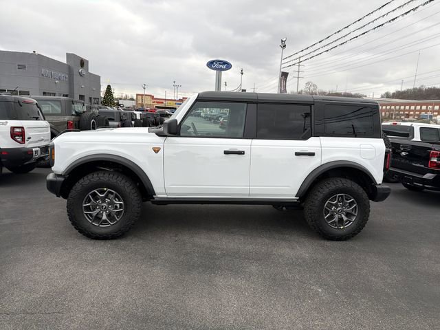 New 2025 Ford Bronco Badlands image 8