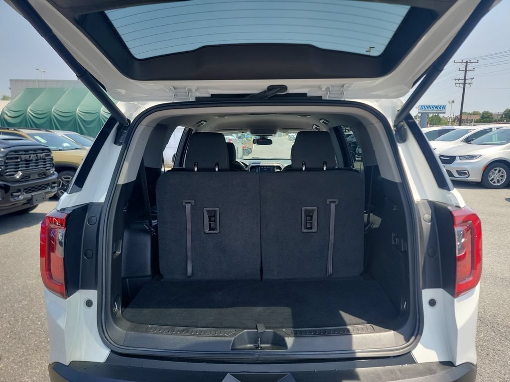 Used 2023 GMC Acadia AT4 AWD/4WD image 16