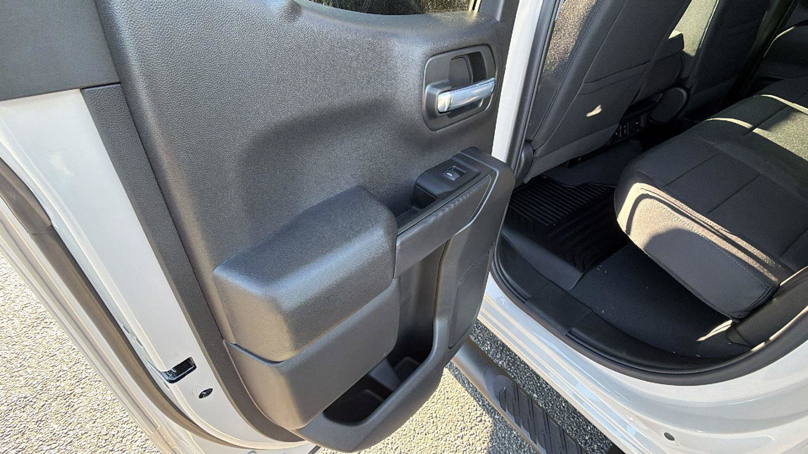 New 2026 Chevrolet Silverado 1500 Custom w/ Turbomax Blackout Package RWD image 15