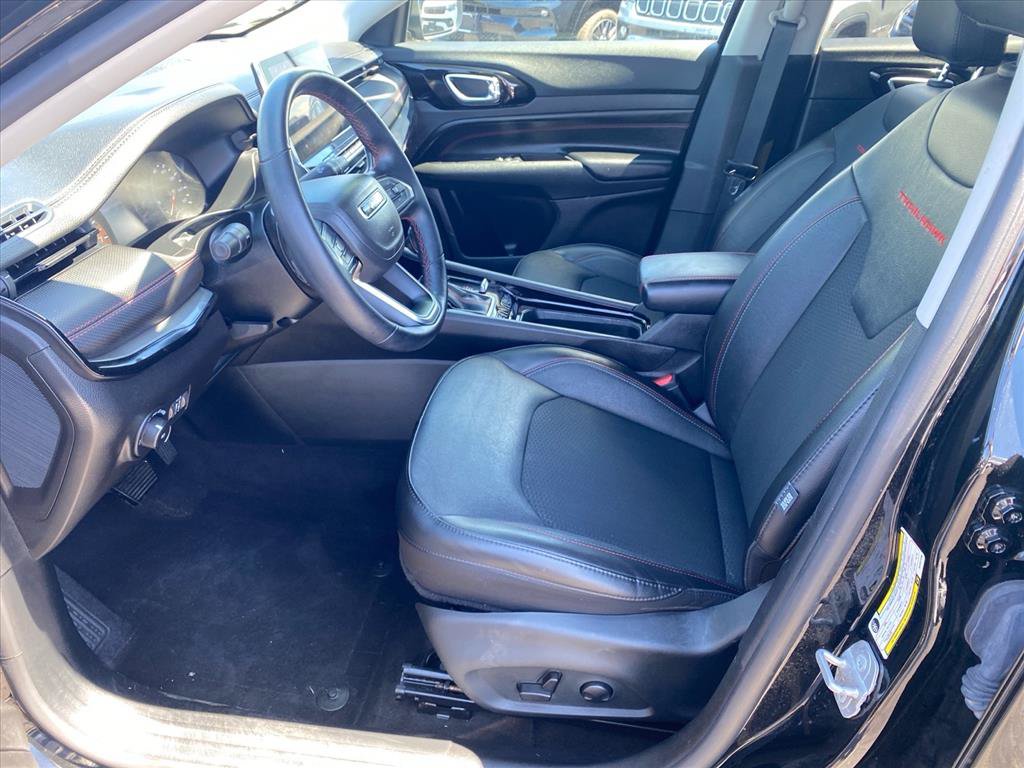 Used 2022 Jeep Compass Trailhawk w/ Trailhawk Convenience Group AWD/4WD image 9
