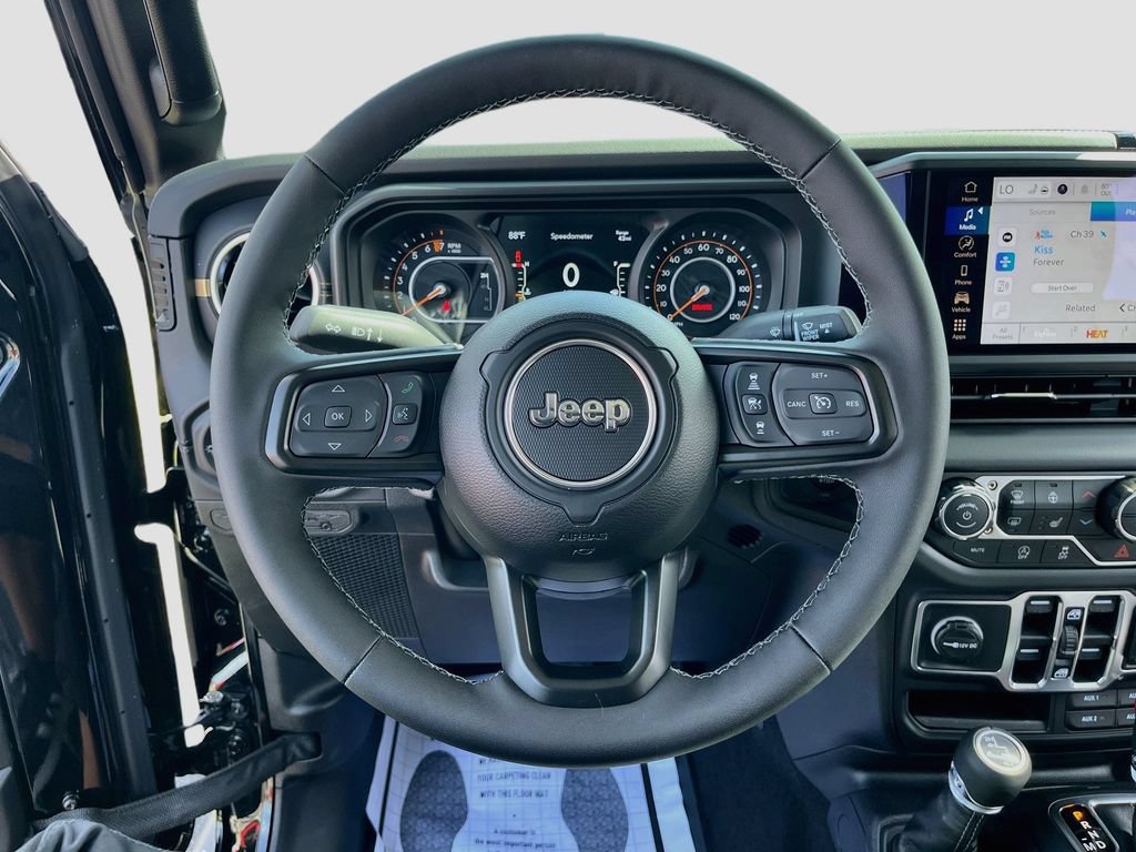New 2026 Jeep Gladiator Sport AWD/4WD image 11