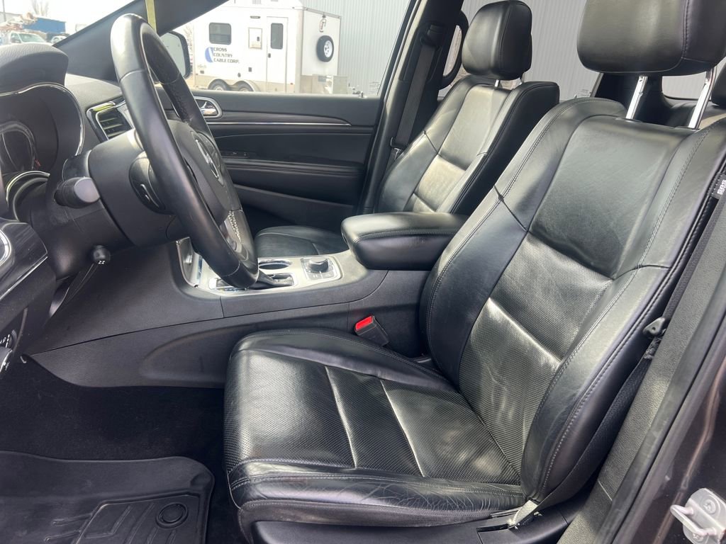 Used 2019 Jeep Grand Cherokee Limited w/ Luxury Group II image 9