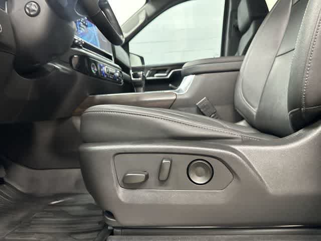 Used 2023 GMC Sierra 1500 SLT AWD/4WD image 27