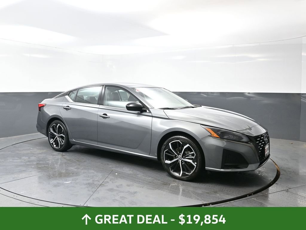 Used 2024 Nissan Altima 2.5 SR image 5