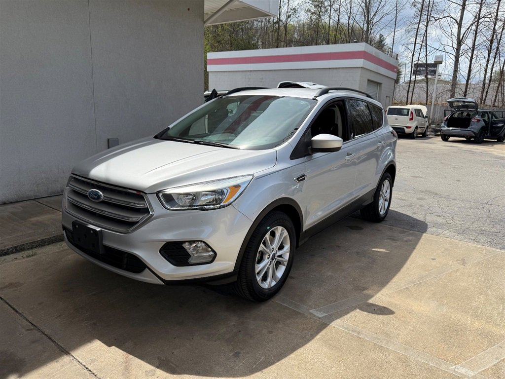 Used 2018 Ford Escape SE image 15