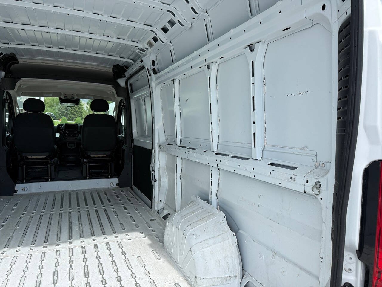 Used 2023 RAM ProMaster 3500 FWD image 23