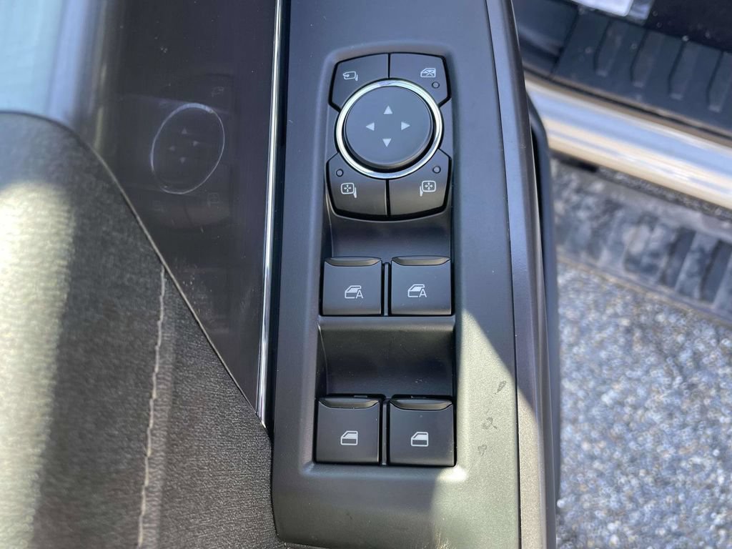 New 2026 Ford F150 Lariat w/ Equipment Group 501A Mid AWD/4WD image 16