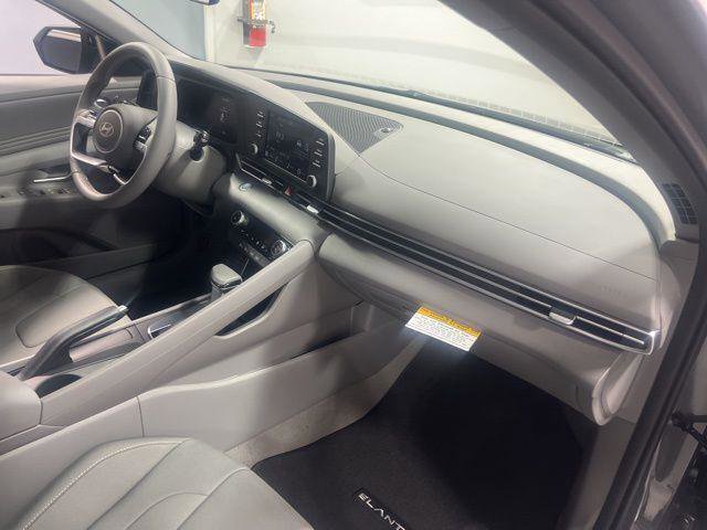 New 2026 Hyundai Elantra Sport image 23