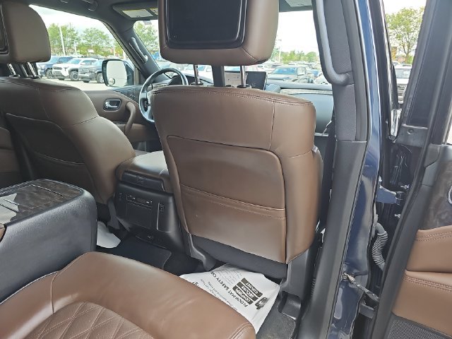 Used 2023 Nissan Armada Platinum w/ Captain's Chairs Package AWD/4WD image 39