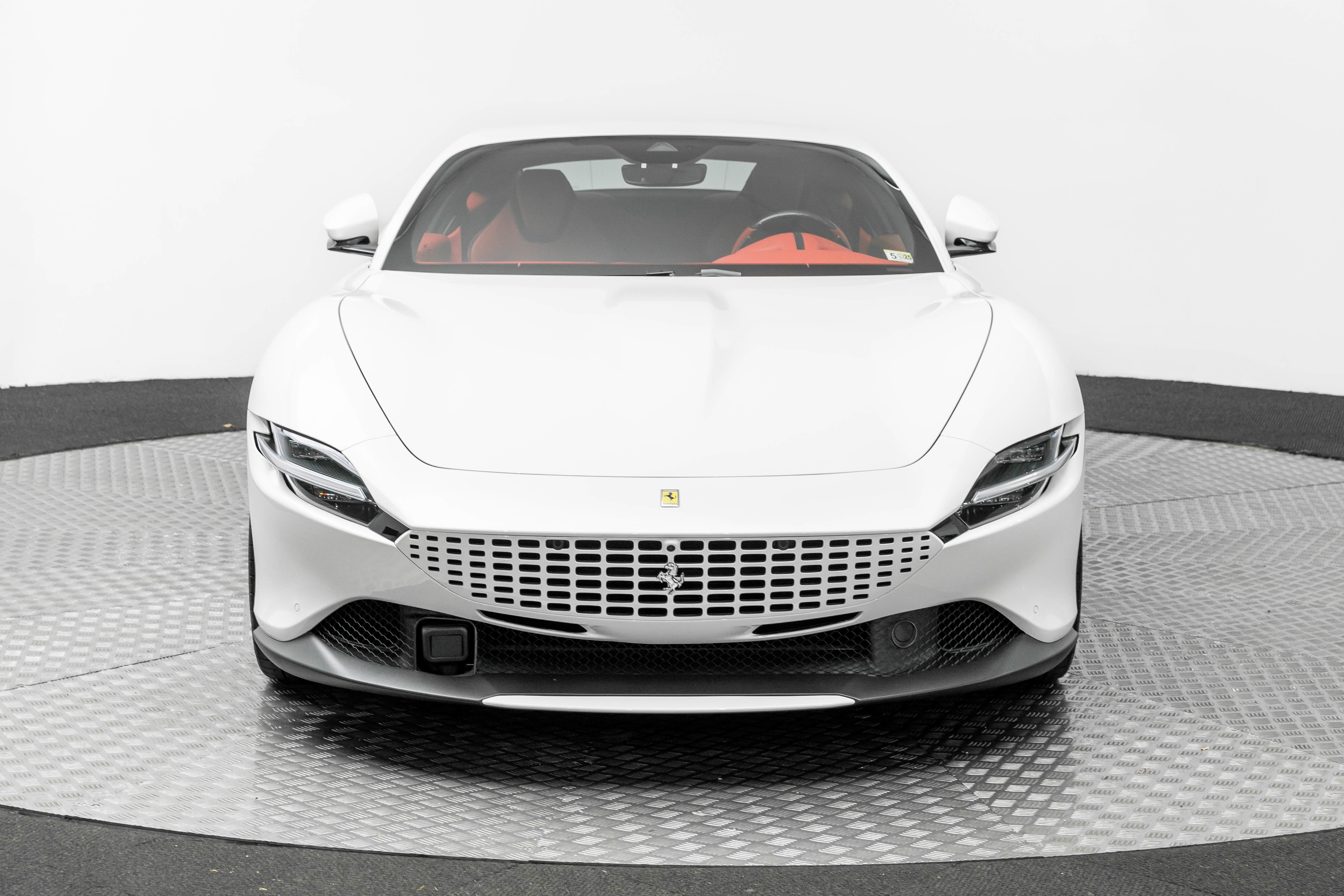 Certified 2022 Ferrari Roma image 10