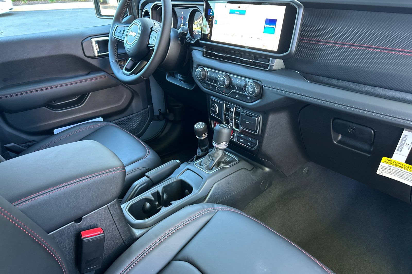 New 2026 Jeep Wrangler Unlimited Rubicon w/ Whitecap Package AWD/4WD image 15