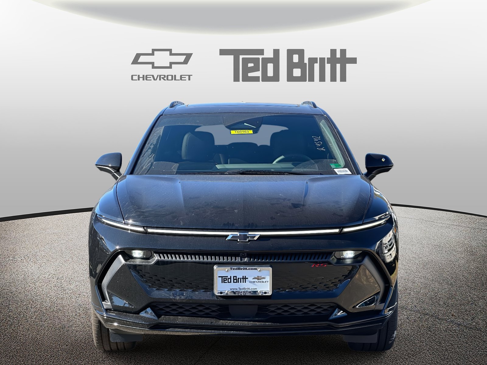 New 2026 Chevrolet Equinox EV RS FWD image 2