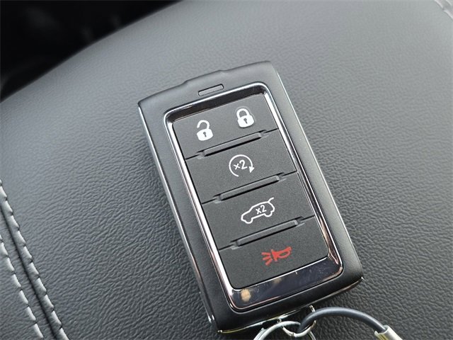 New 2025 Jeep Grand Cherokee Laredo X w/ Luxury Tech Group I image 13