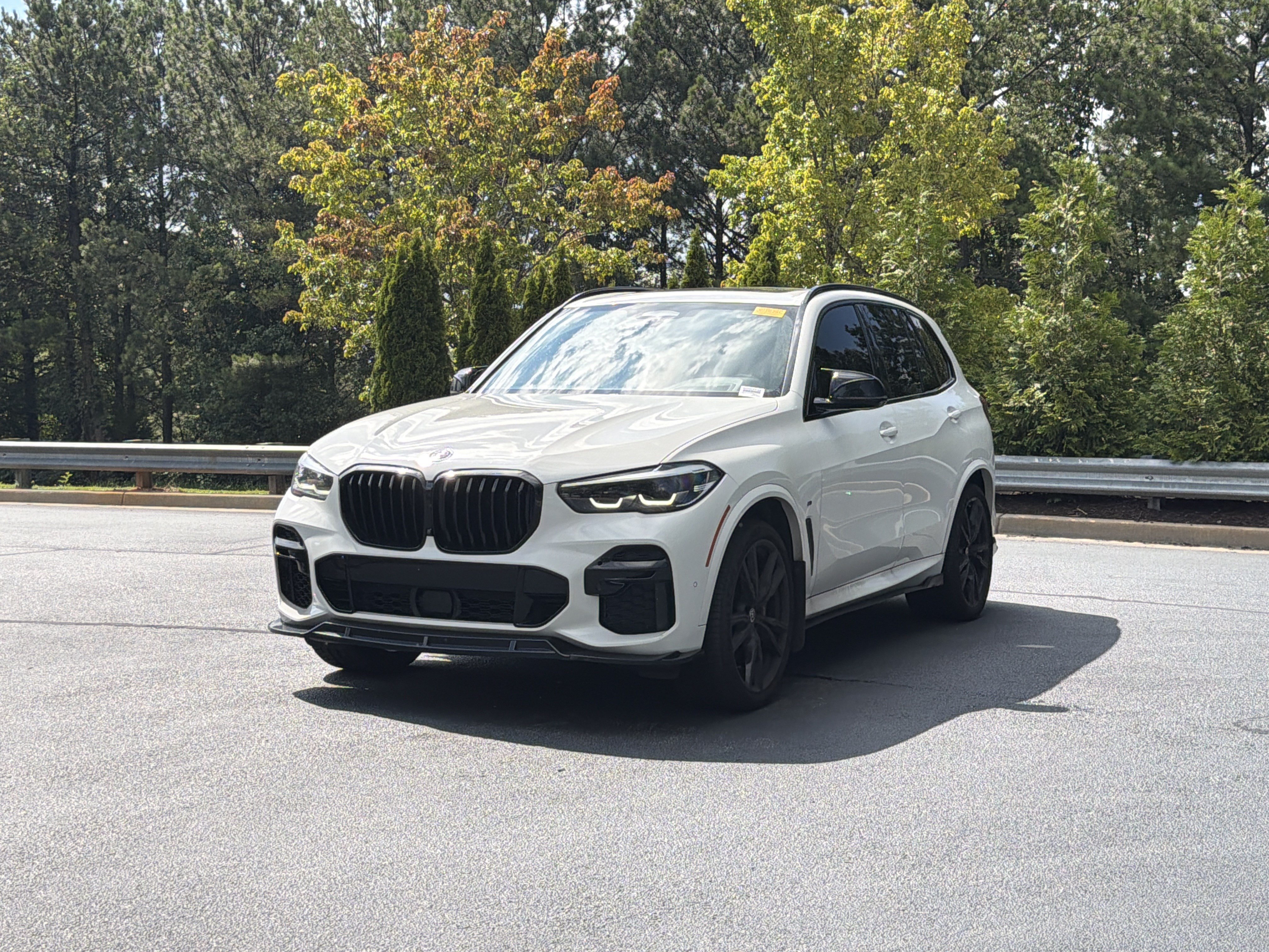 Used 2022 BMW X5 M50i AWD/4WD image 13