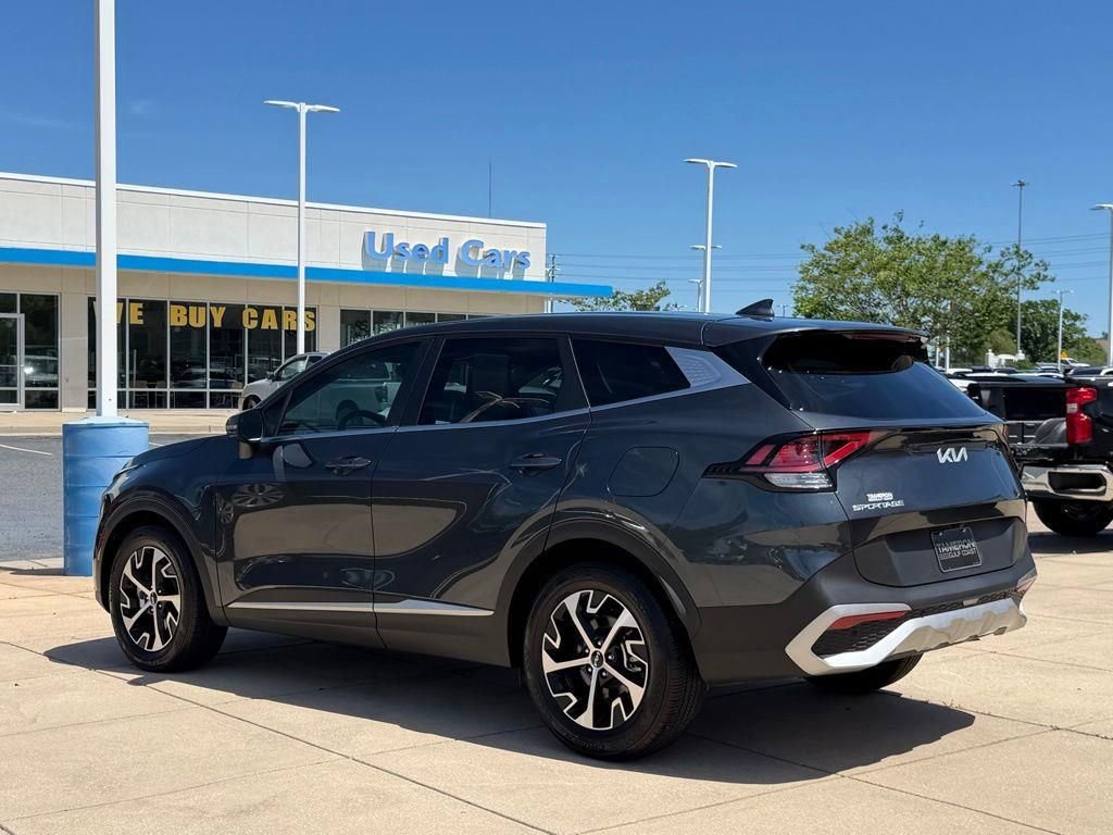 Used 2024 Kia Sportage EX image 6