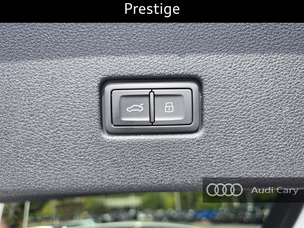 New 2026 Audi Q8 Prestige image 13