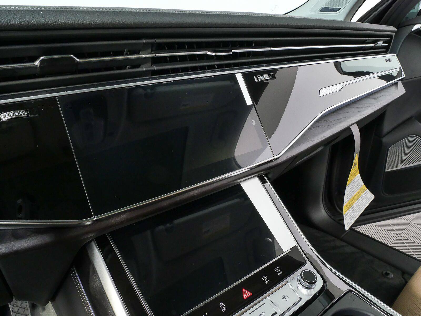 New 2026 Audi Q7 3.0T Prestige AWD/4WD image 14