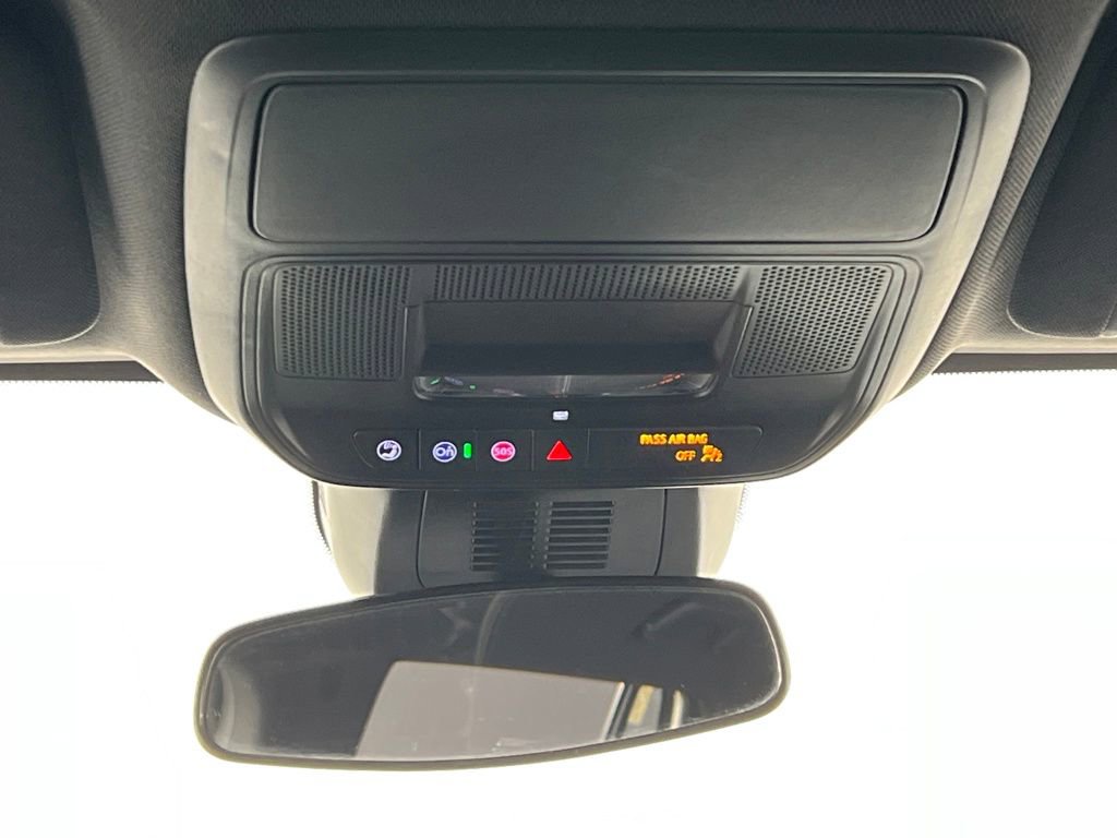 Used 2025 Chevrolet Equinox LT image 23