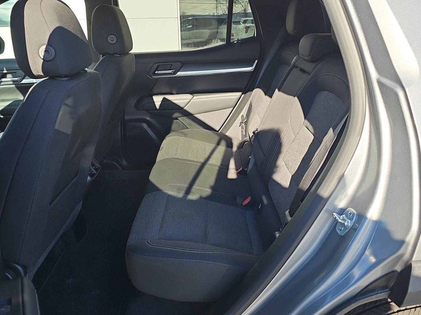 Used 2025 GMC Terrain Elevation image 13