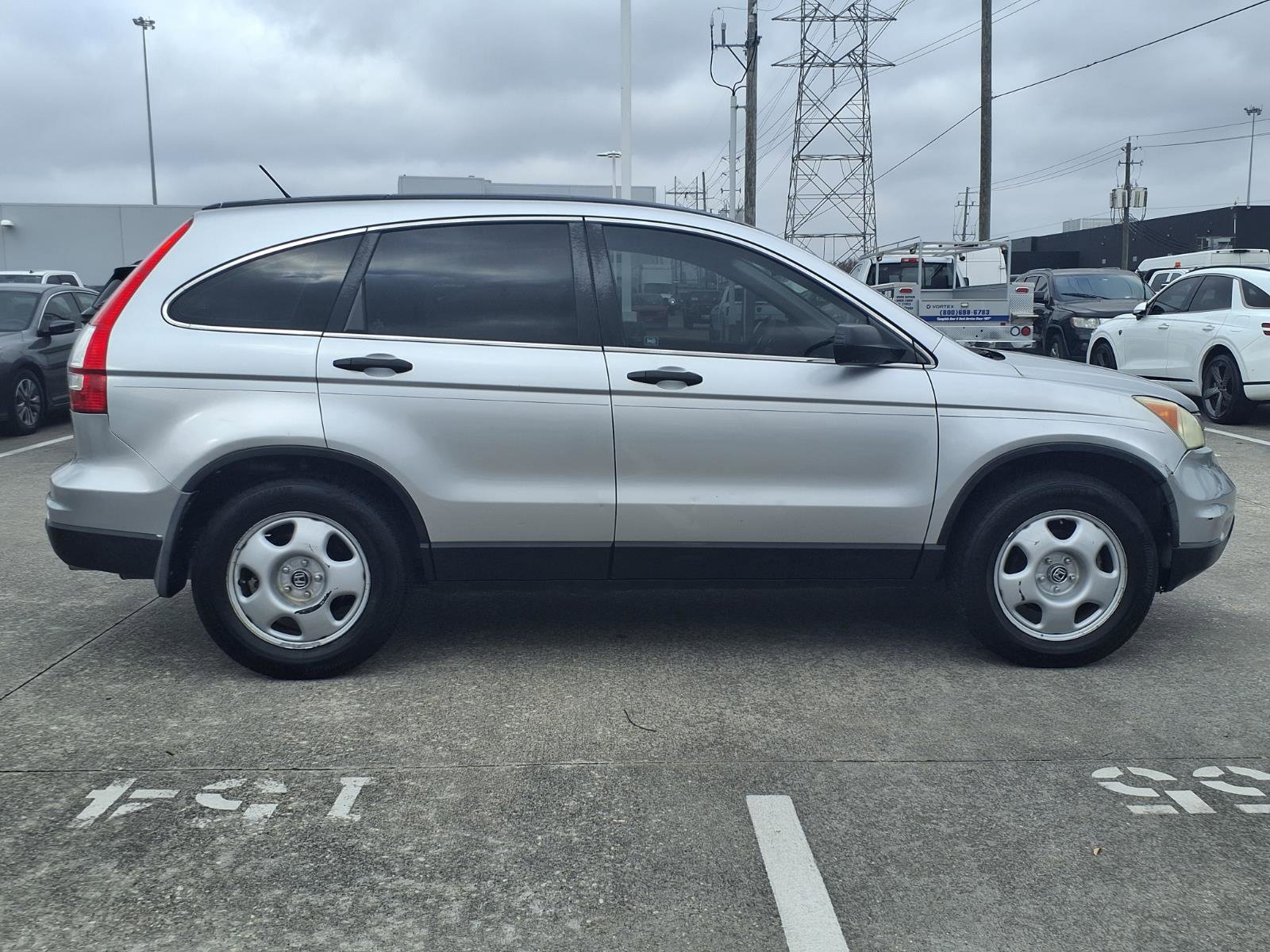 Used 2010 Honda CR-V LX image 25