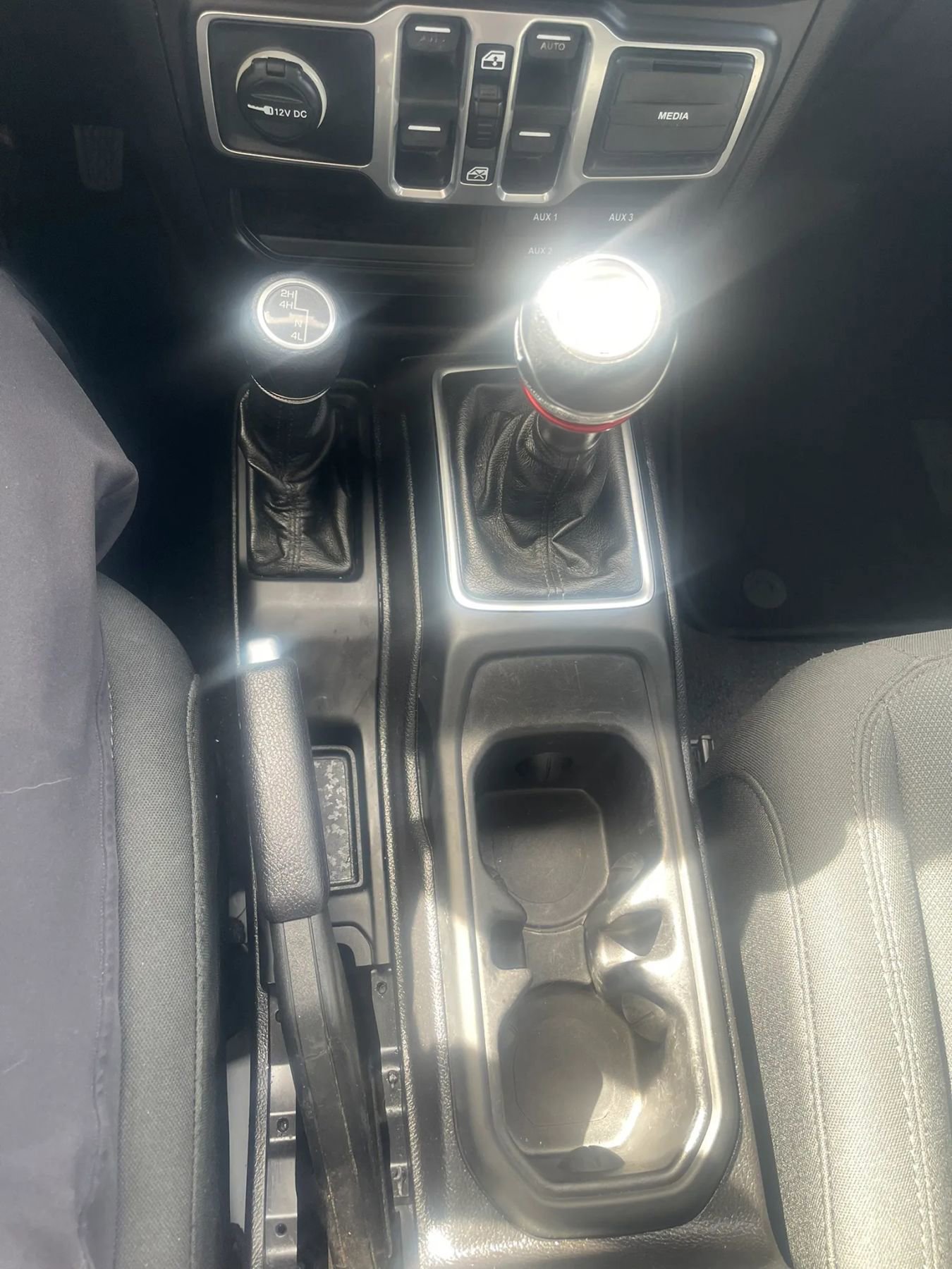 Used 2018 Jeep Wrangler Unlimited Sport S image 16