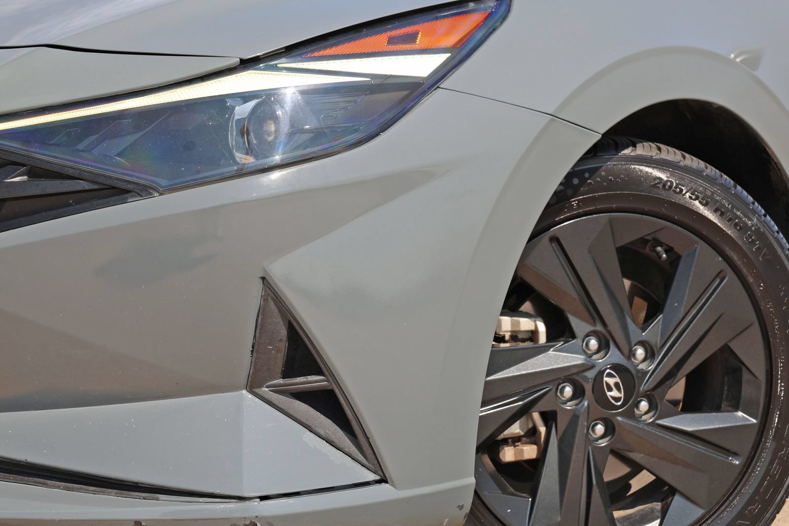 Used 2023 Hyundai Elantra SEL w/ Cargo Package FWD image 11