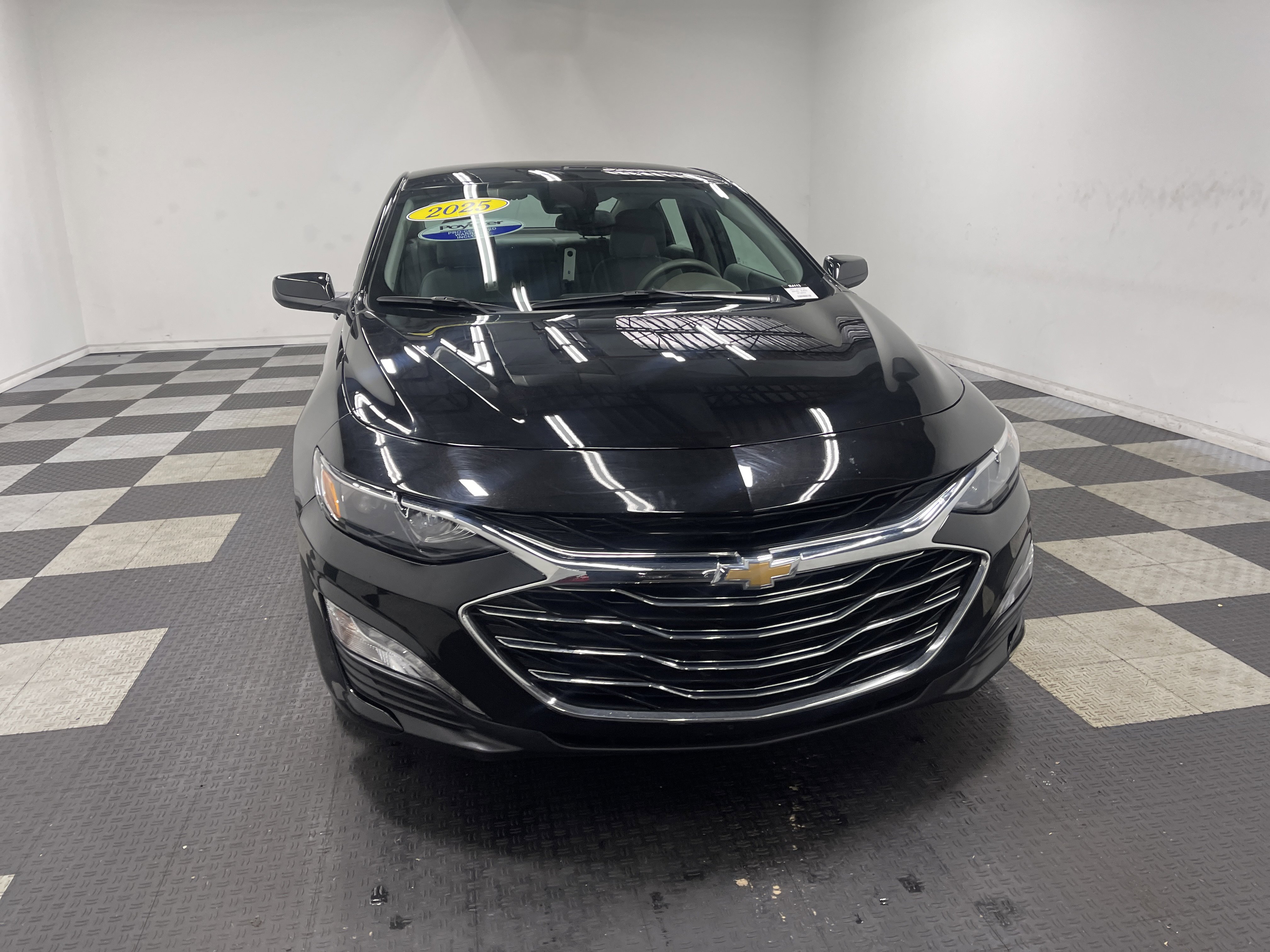 Used 2025 Chevrolet Malibu LT image 7