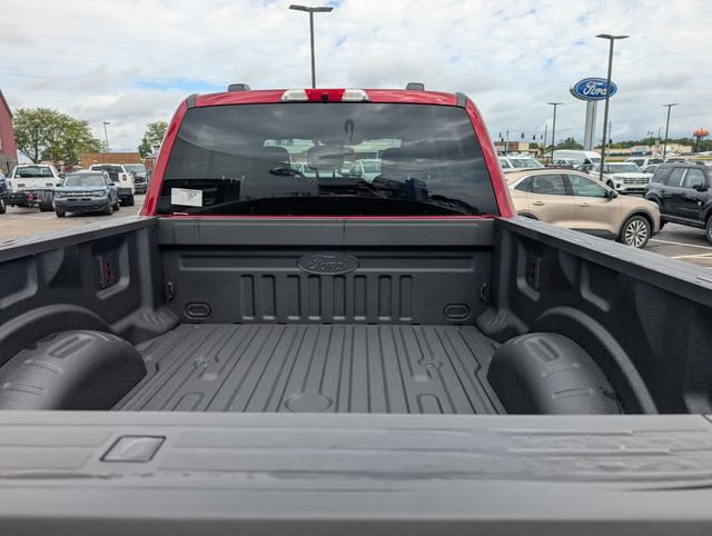 New 2027 Ford F250 XLT w/ XLT Premium Package AWD/4WD image 7