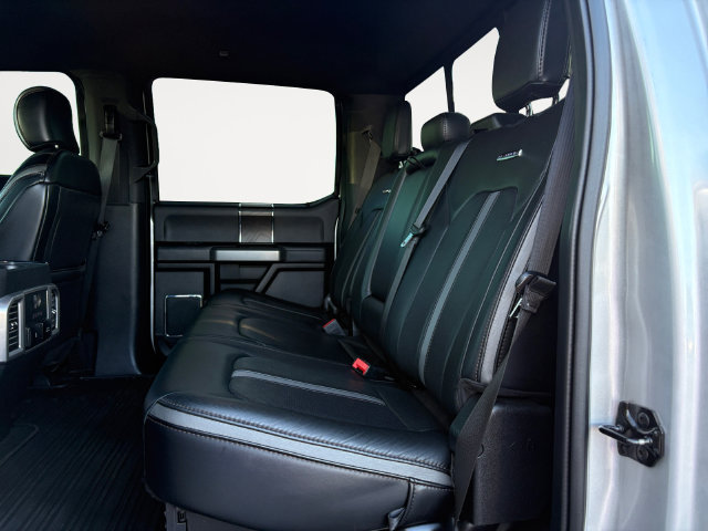 Used 2019 Ford F250 Platinum w/ FX4 Off-Road Package AWD/4WD image 13