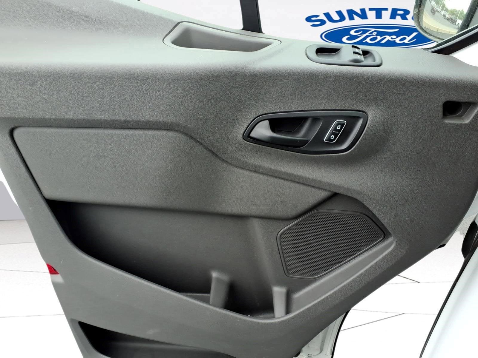 Used 2025 Ford Transit 250 Low Roof w/ Exterior Upgrade Package RWD image 17