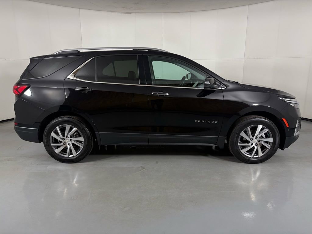 Used 2023 Chevrolet Equinox Premier image 11