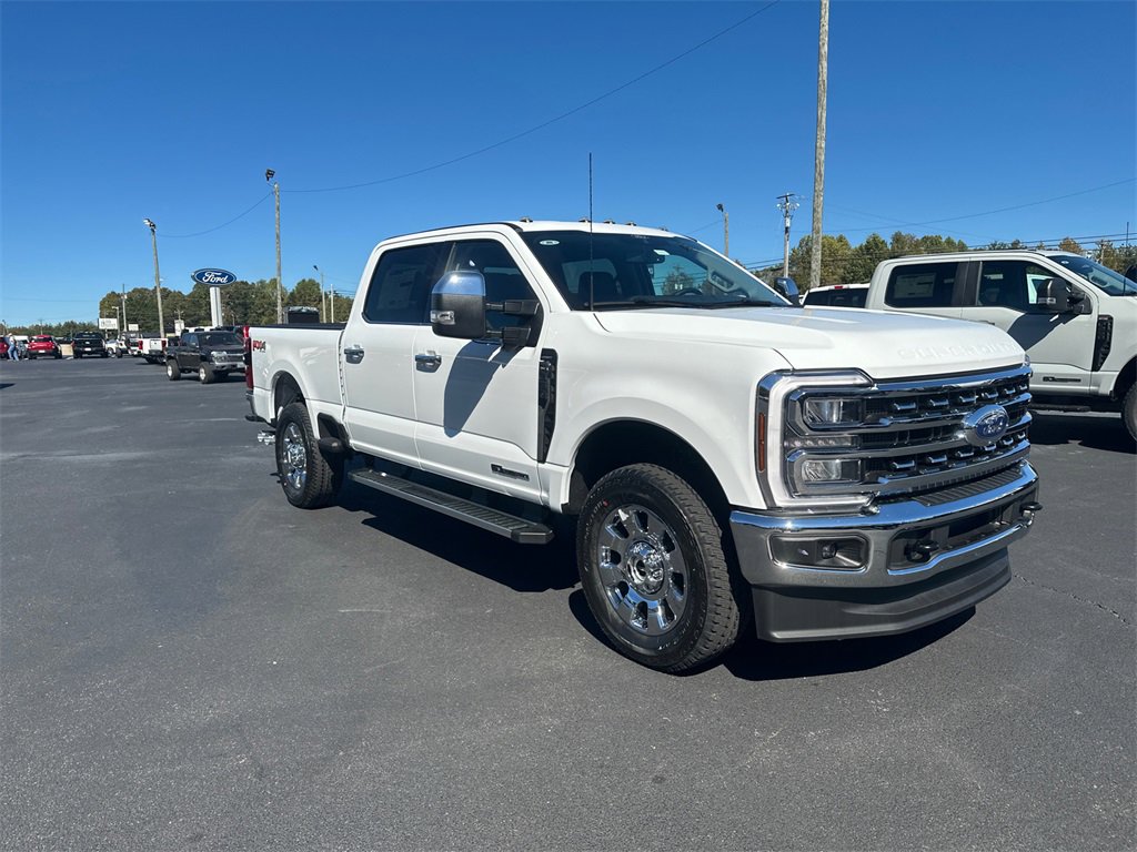New 2026 Ford F350 Lariat w/ Chrome Package video 3