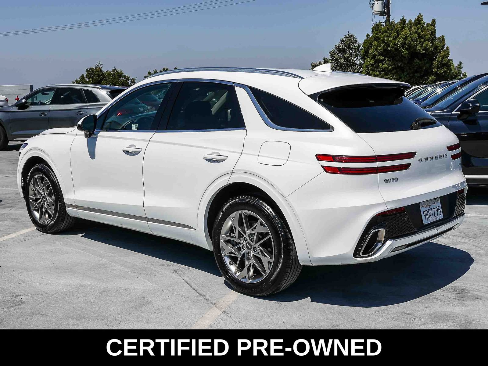 Used 2025 Genesis GV70 2.5T AWD/4WD image 6