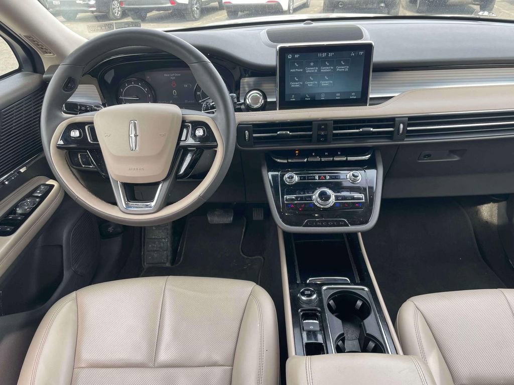 Used 2022 Lincoln Corsair AWD w/ Equipment Group 101A image 13
