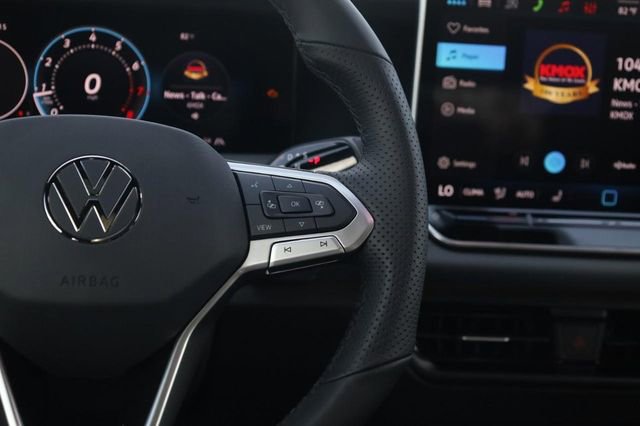 New 2026 Volkswagen Tiguan SE R-Line image 9