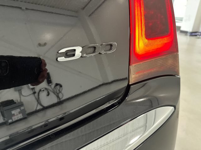 Used 2015 Chrysler 300 Limited w/ 300 Premium Group AWD/4WD image 33