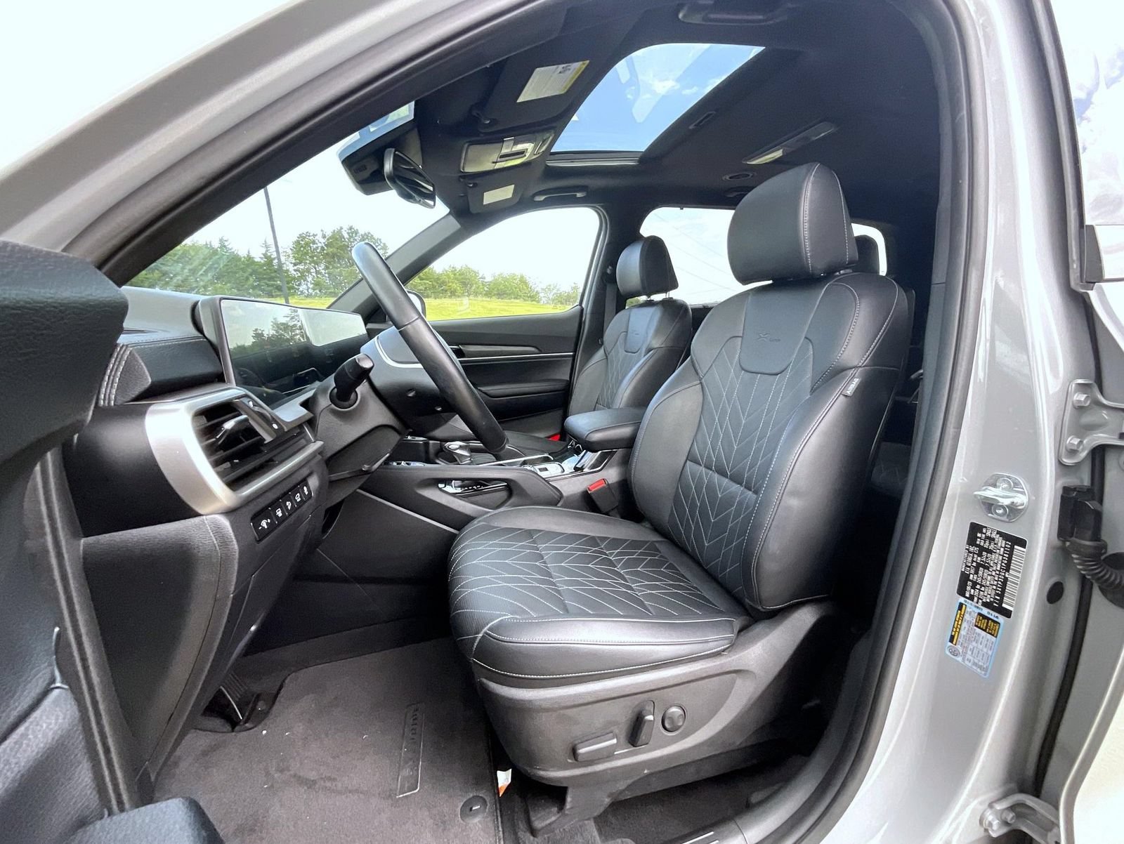 Used 2023 Kia Telluride EX X-Line AWD/4WD image 11
