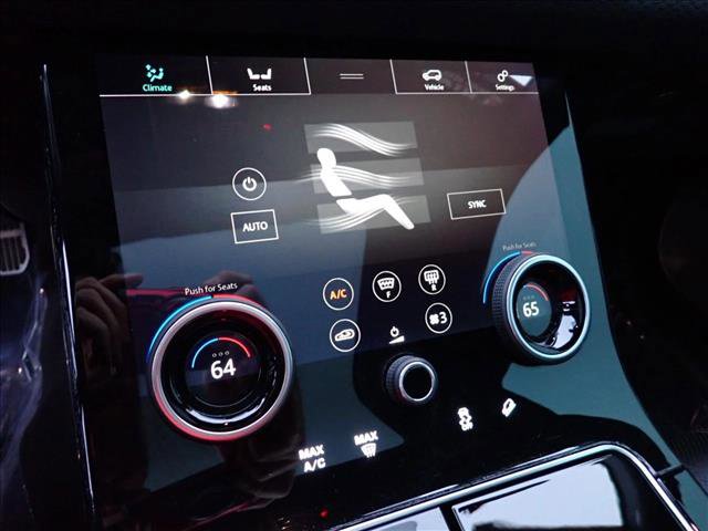Used 2020 Land Rover Range Rover Velar R-Dynamic S image 19