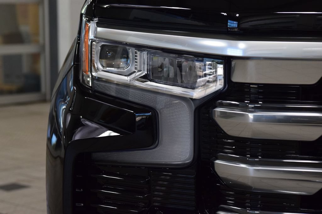 New 2026 Chevrolet Silverado 1500 High Country w/ Technology Package AWD/4WD image 12