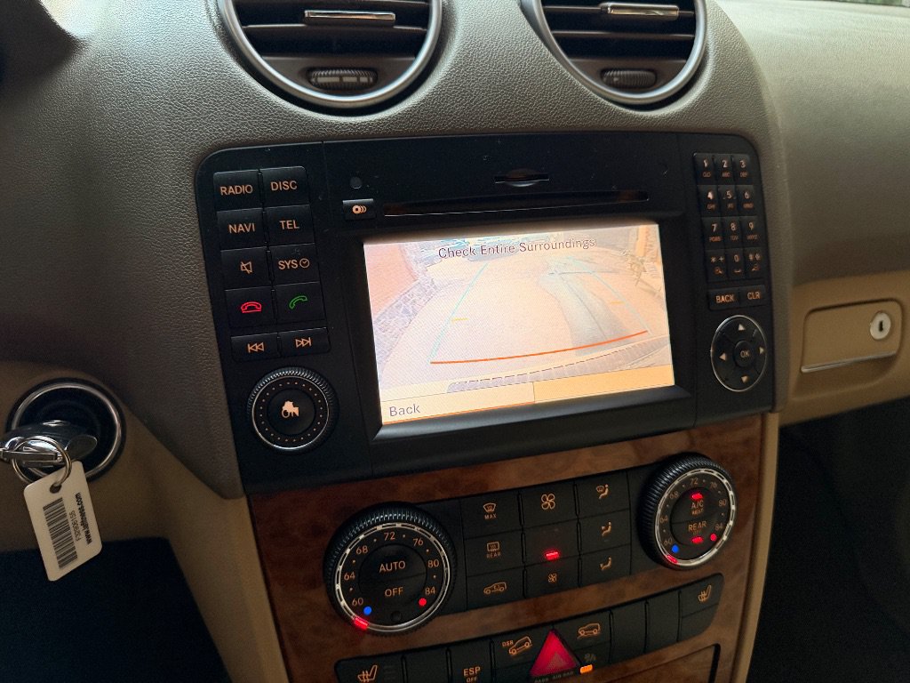 Used 2009 Mercedes-Benz ML 320 BlueTEC 4MATIC image 31