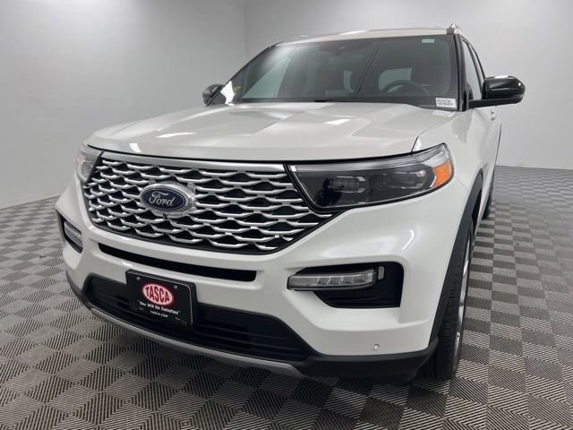 Used 2023 Ford Explorer Platinum w/ Technology Package AWD/4WD image 2