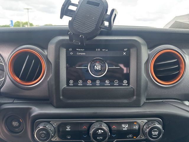 Used 2021 Jeep Gladiator Mojave w/ LED Lighting Group AWD/4WD image 17