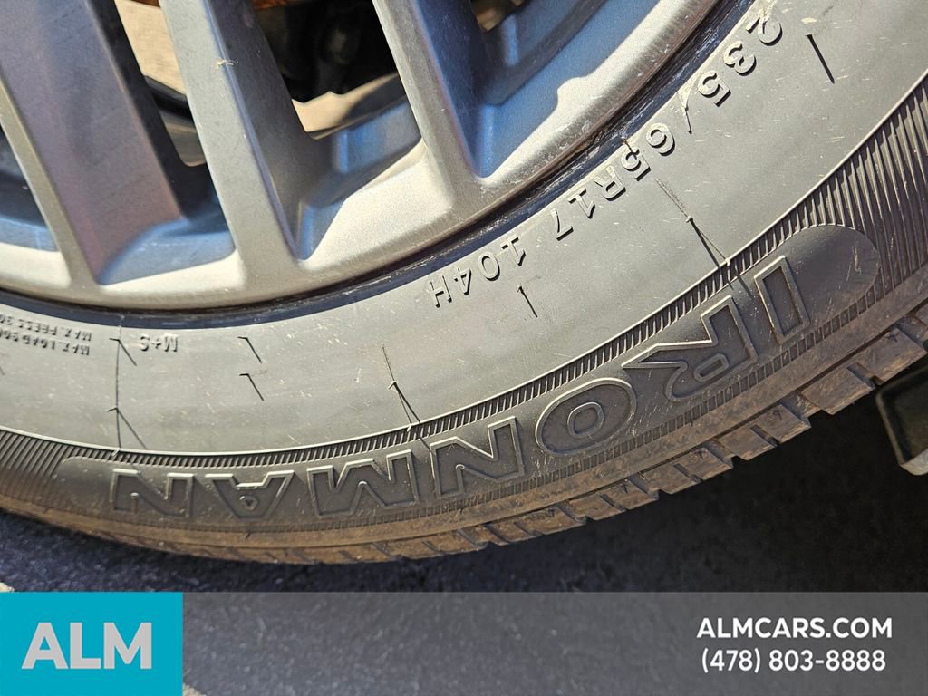 Used 2024 Nissan Rogue S image 8