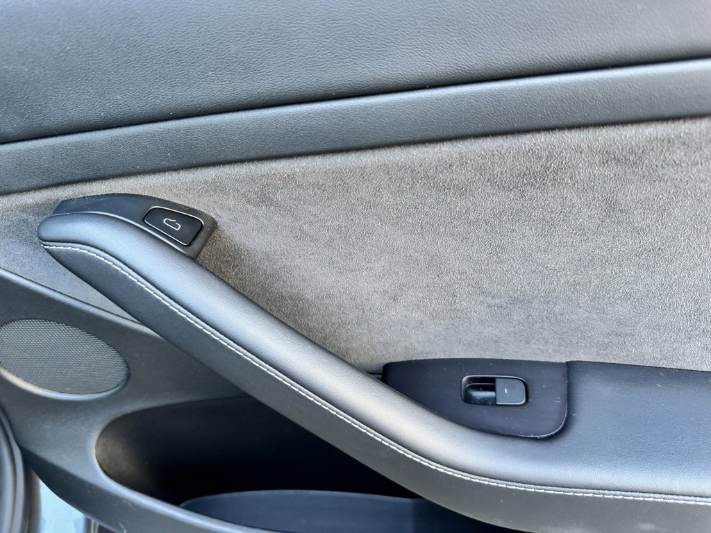 Used 2023 Tesla Model 3 Standard Range image 36